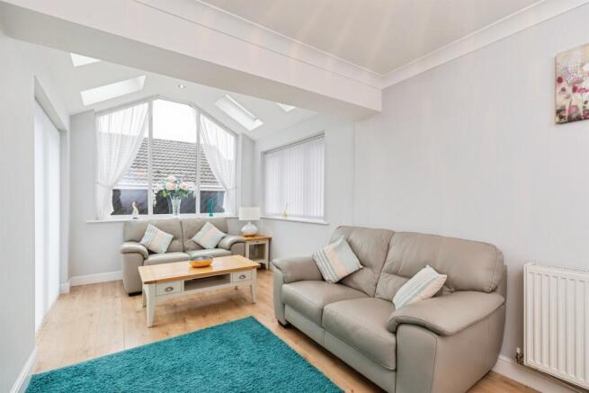 3 bed Detached Bungalow for sale Image 8
