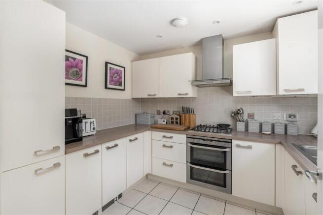 7 Aldous Drive, Bloxham-6.jpg