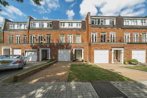 Azalea Walk, Pinner, HA5