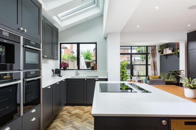 6 bed Terraced for sale Image 4