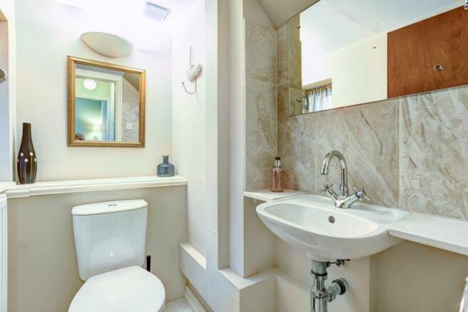 SEPARATE WC
