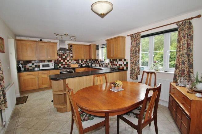 Kitchen/Breakf...
