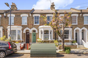 16a, Ivanhoe Road, London SE5 8DH