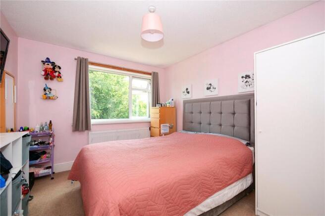 4 bed Semi-Detached for sale Image 7