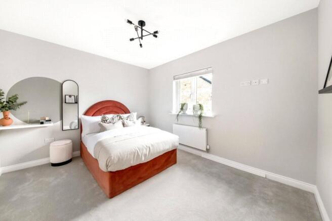 4 bed Detached for sale Image 6