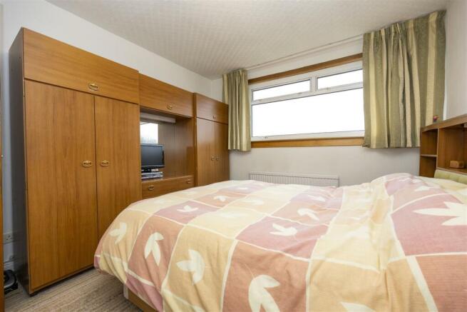 1_CRAIGENBAY_ROAD_LENZIE_014.JPG