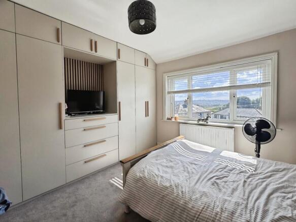 3 bed Semi-Detached for sale Image 7