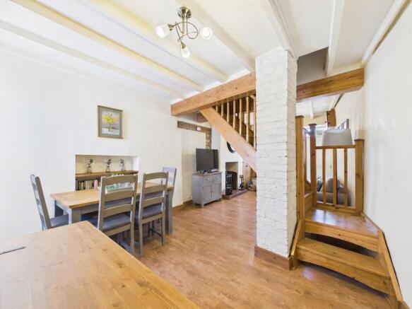 2 bed Terraced for sale Image 6