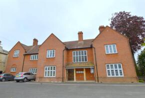 3, Red Gables, Trowbridge BA14 7JF