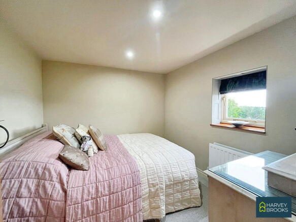 3 bed Detached for sale Image 10