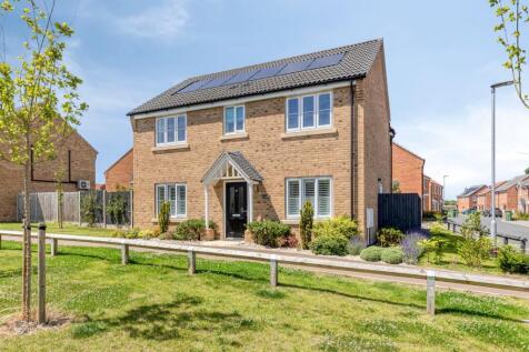 Detached Family Home in Acle