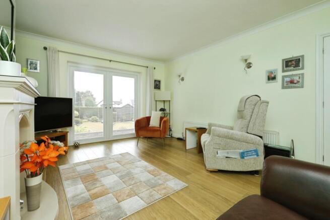 2 bed Bungalow for sale Image 7