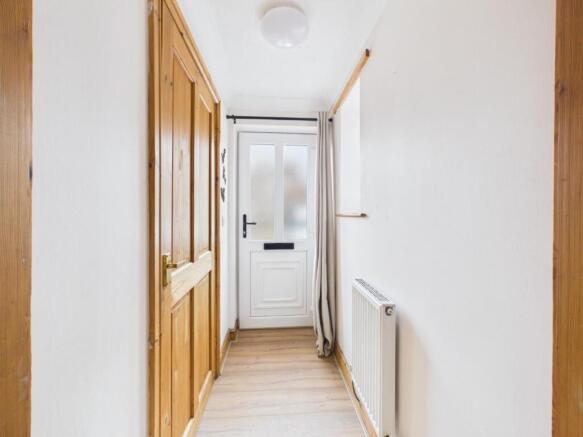 2 bed House for sale Image 4