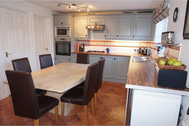 Kitchen / Diner