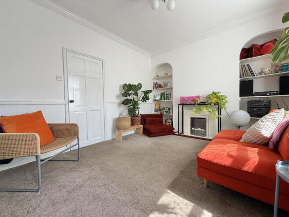 3 bed Terraced for sale Image 4