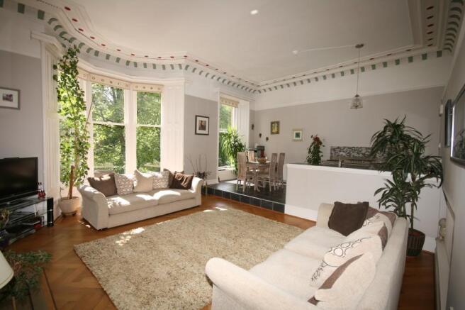 Lounge 1