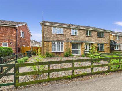 Burghley Crescent, Louth