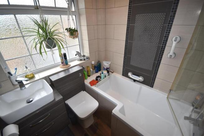 3 bed Semi-Detached for sale Image 9
