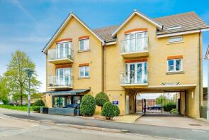 Flat 5, Pinewood House, Chaldon Road, Caterham CR3 5PE