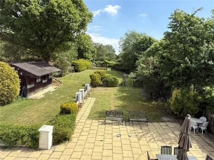 Lower Dunton Road, Horndon On The Hill, Essex, SS17