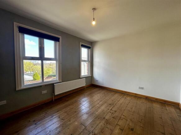 Bedroom 1.jpeg