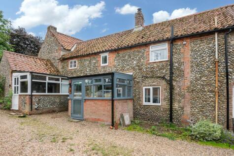 The Street, Hempstead