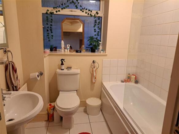 1 bed Apartment for sale Image 4