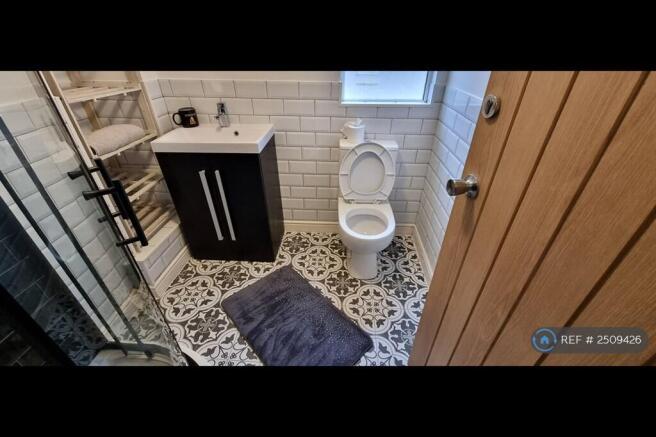 First Floor Bathroom 