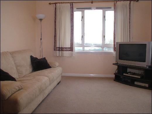 Lounge 2