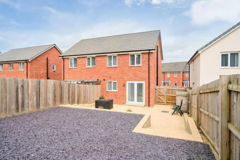 Drake Avenue, Ivybridge