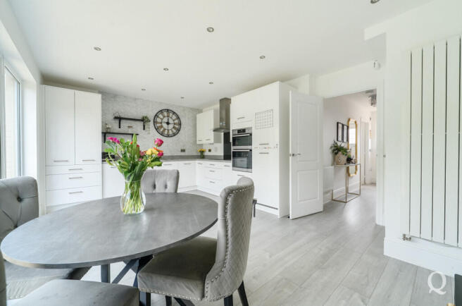 e2d42c0e-fdba-476...