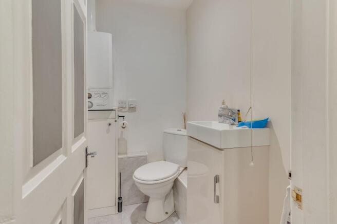 3 bed Terraced for sale Image 12