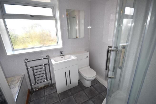 2 bed Semi-Detached Bungalow for sale Image 11