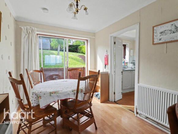 Daffodil Court, CWMBRAN photo 4