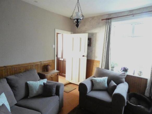 SITTING ROOM
