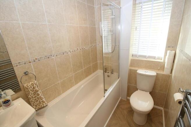 3 bed Semi-Detached for sale Image 10