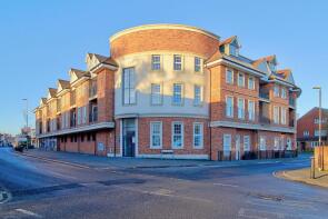 28, Saxons Court, Peach Street, Wokingham RG40 1XH
