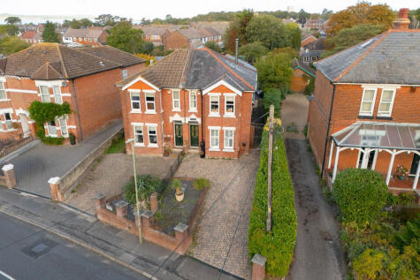 Station Road, Netley Abbey, Southampton, Hampshire