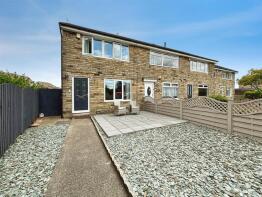 13, Purley Walk, Bradford BD6 1SW