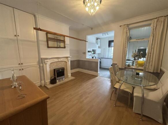3 bed Terraced for sale Image 4