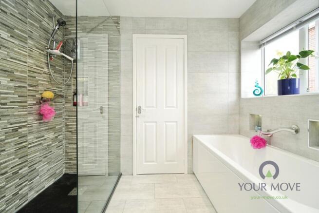 4 bed Semi-Detached for sale Image 9