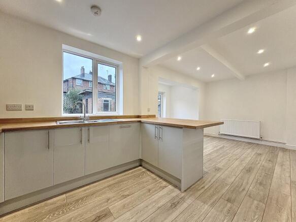 85 Brookdale photo 5