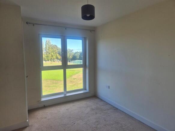 Brunswick Place (3FF), Totton, SOUTHAMPTON photo 5