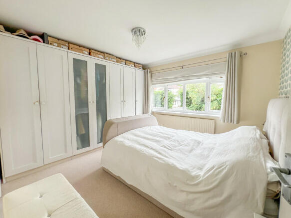 bed 1 1