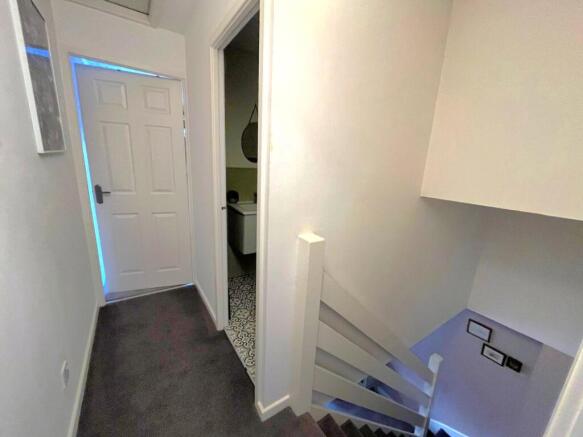 2 bed Terraced for sale Image 6