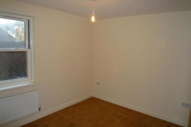 Bedroom (Main)