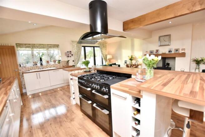 Kitchen/Family Room