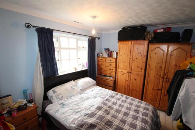 Bed 2.JPG