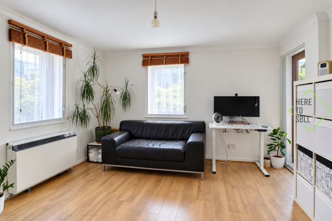 East Smithfield, London, E1W-Reception2