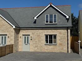 Hazel Cottage, Nansmellyon Road, Mullion TR12 7DQ